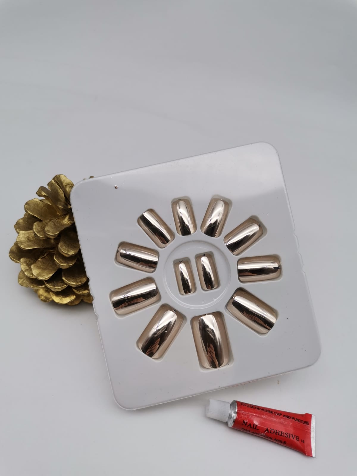 Kendinden YapışkanlıTakma Tırnak