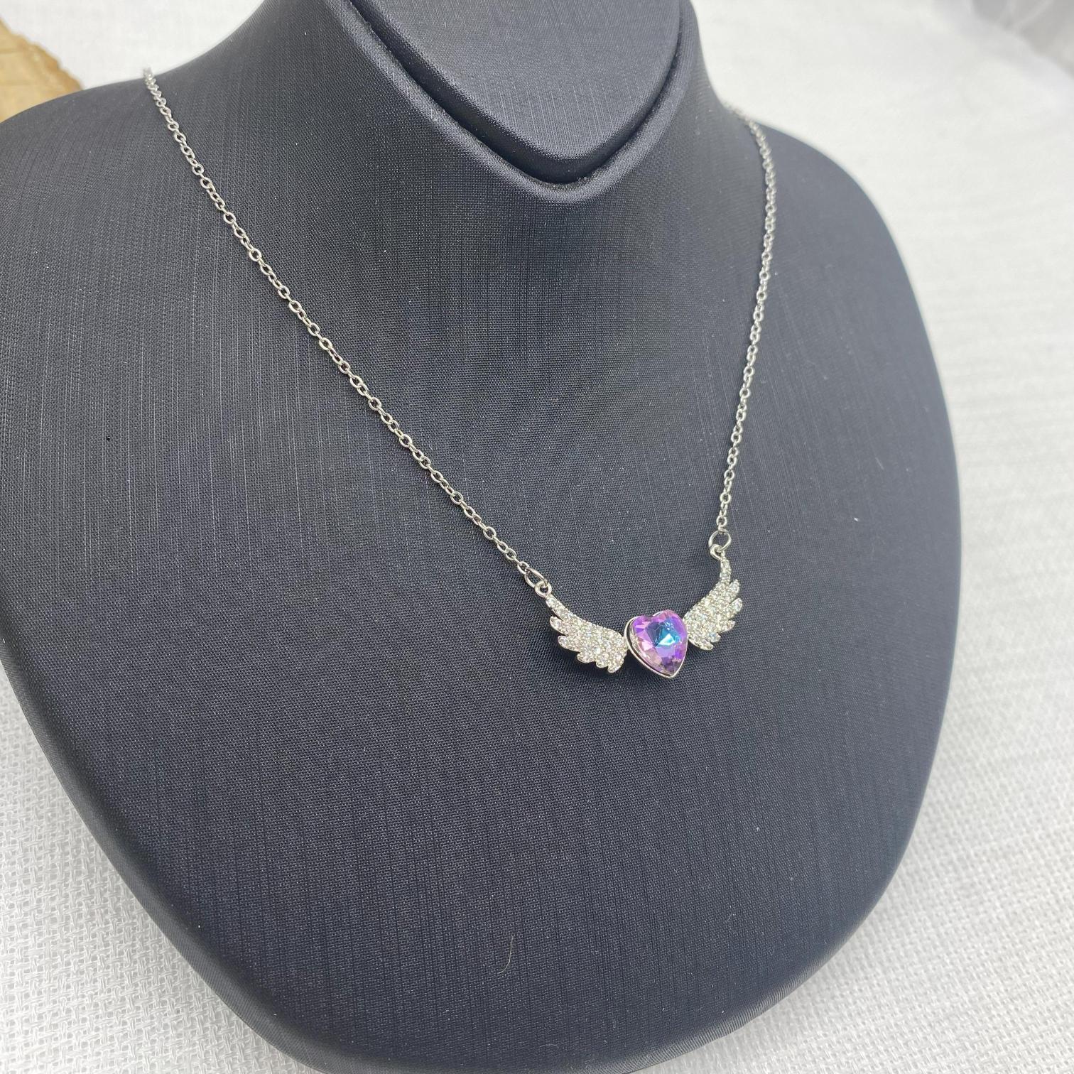 Stainless Steel Gümüş Rengi Kanatlı Mavi Kalpli Çelik Kolye 