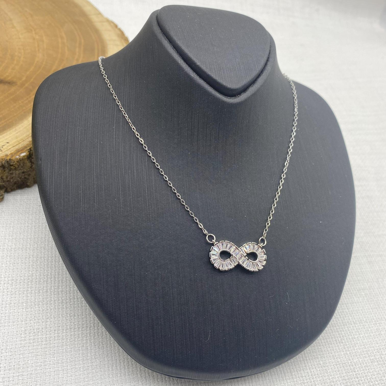 Stainless Steel Gümüş Rengi Taşlı Sonsuzluk Çelik Kolye 