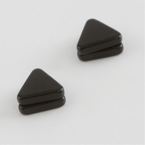 Stainless Steel Üçgen Figürlü Siyah Renkli Mıknatıslı Çelik Erkek Küpe