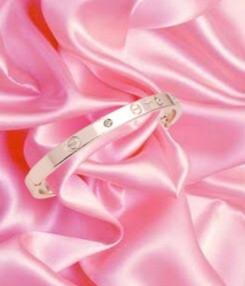 İmitasyon kelepçe 10