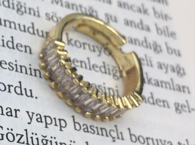 Zirkon Taşlı Yüzük