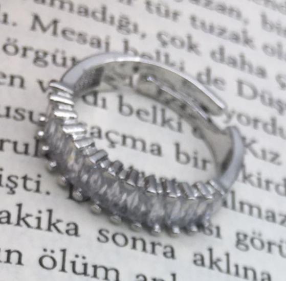 Zirkon Taşlı Yüzük