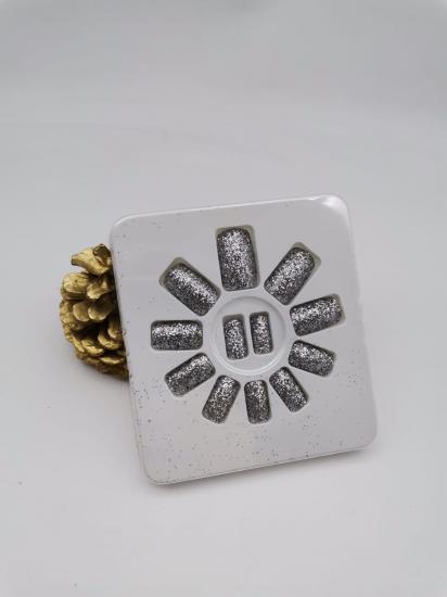 Kendinden YapışkanlıTakma Tırnak