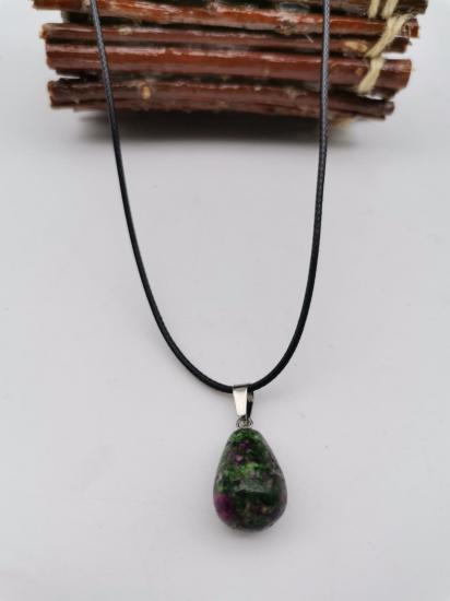 DOĞALTAŞ RUBAİN ZEOZİT KOLYE