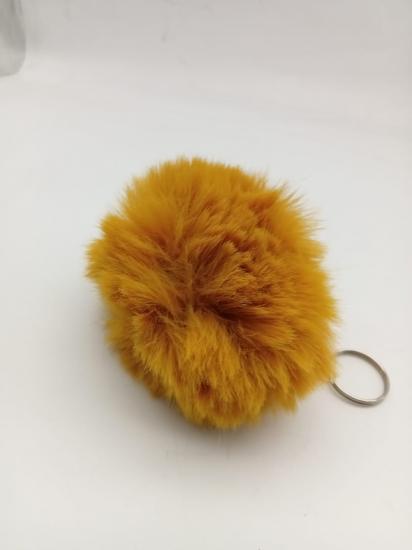 Kahverengi ponpon anahtarlık